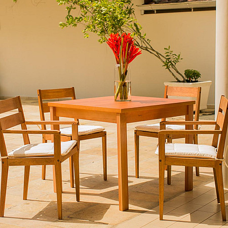 Cadeira Verona com Braços com almofada